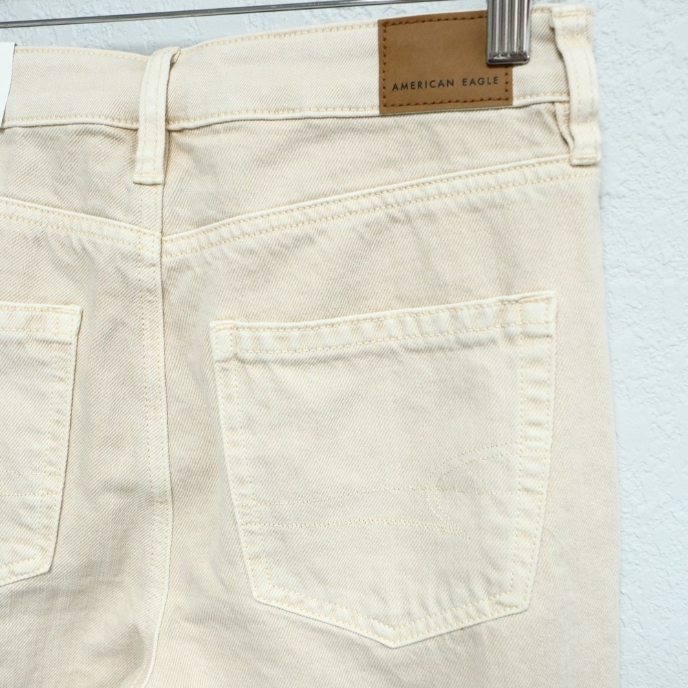 NWT American Eagle Mom Straight Leg Jean Size 2 X-Long Cream High Rise Neutral - Picture 5 of 13